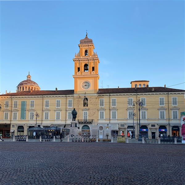 alicanto-piazza-garibaldi-parma-web